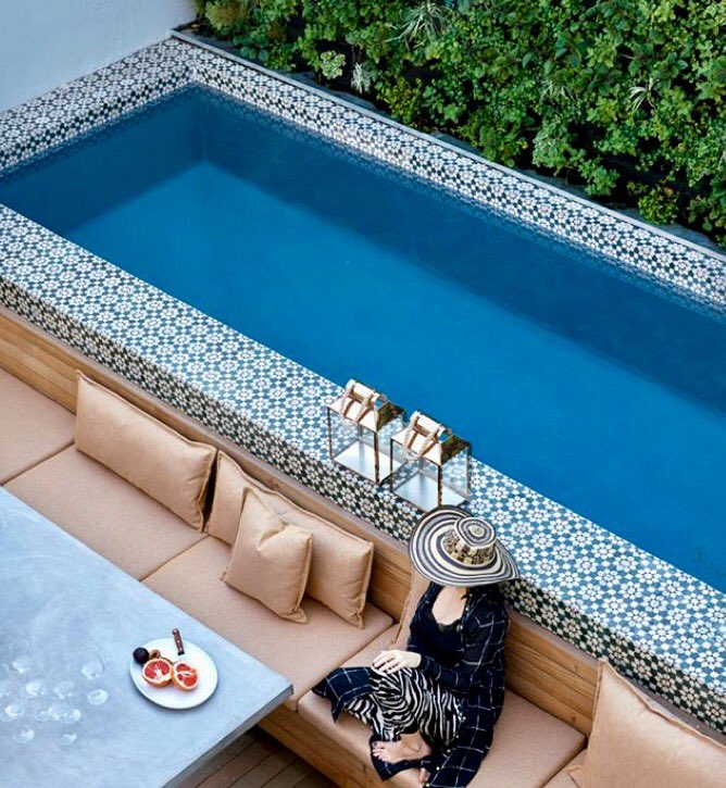 IPGPools's tweet photo. You don't need a huge backyard to have an awesome pool! π
#smallbackyard #lappool #IPGPools #CanadaPoolsandSpas #Canada https://t.co/ALwjFEFkmu