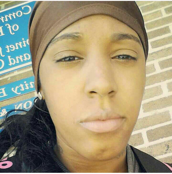 lrs31000's tweet photo. #JustCauseItsMonday 😂😂😂😂😂😂😂😂 https://t.co/vFW5qjYEU4