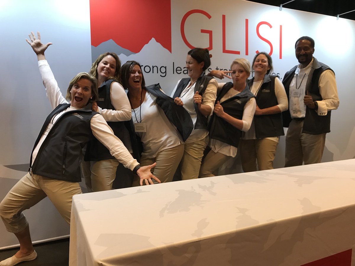 dena_walden's tweet photo. @GLISI #BCLS53 #vesties4life https://t.co/ooattvXUH7