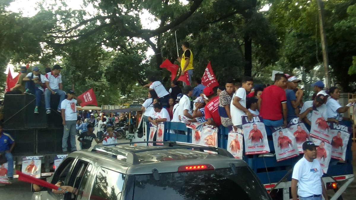 mreyesPSUV's tweet photo. #VenezuelaDemocraciaPlena || Nuestro pueblo de #Zamora celebró la victoria de @RMarcoTorres #MarcoTorresGobernadorDeAragua @GobiernoAragua https://t.co/q29dAuEfSB