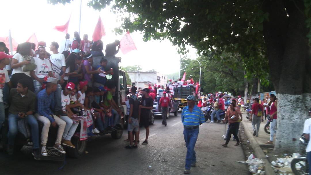 mreyesPSUV's tweet photo. #VenezuelaDemocraciaPlena || Nuestro pueblo de #Zamora celebró la victoria de @RMarcoTorres #MarcoTorresGobernadorDeAragua @GobiernoAragua https://t.co/q29dAuEfSB