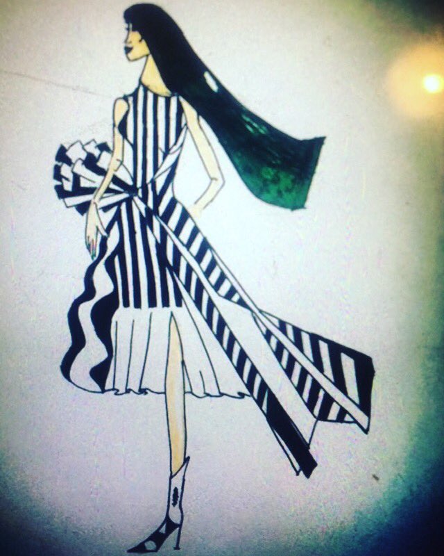 mary_jago's tweet photo. Because who does not love Beetlejuice... #Fashionista #fashiongirl #halloweencostume #HALLOWEENPARTY2017 https://t.co/anJMbNFtju