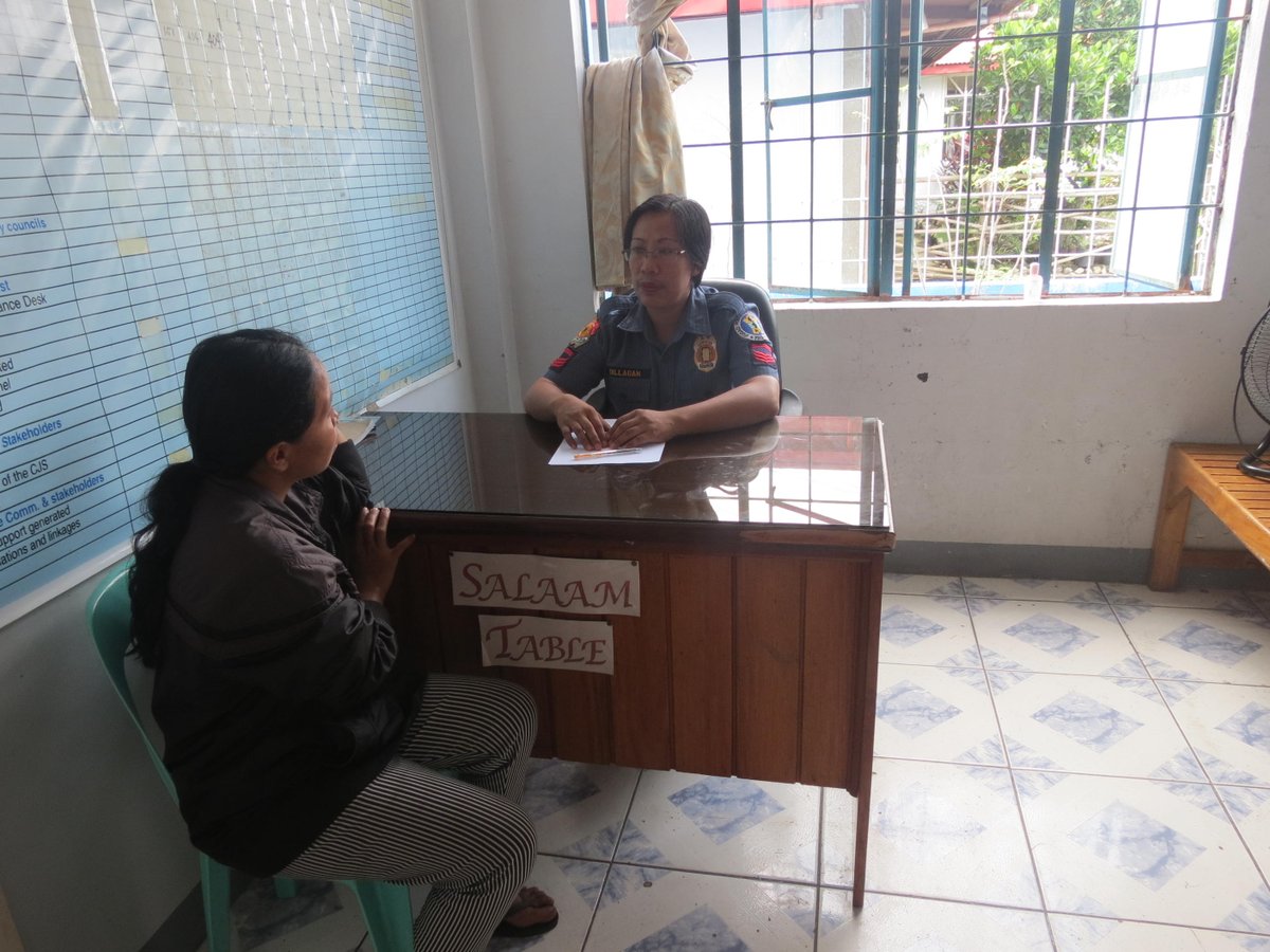 PNPLamut's tweet photo. SPO2 Marilou Dillagan entertained a mother requesting for police assistance
#qualityservicelane
#PNPPatrolPlan2030 https://t.co/TymhAoza7g