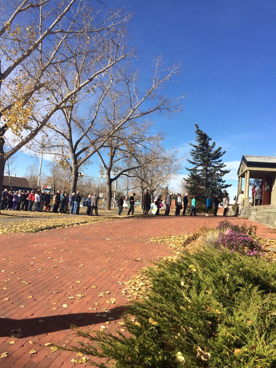 Jeevan_Mangat's tweet photo. @1067REDFM @nowyyc never witnessed lines up for #civicelections in #Calgary #WillowRidge, this is incredible. #MadAboutTaxes #jeevanm https://t.co/zAGJ7yynkR
