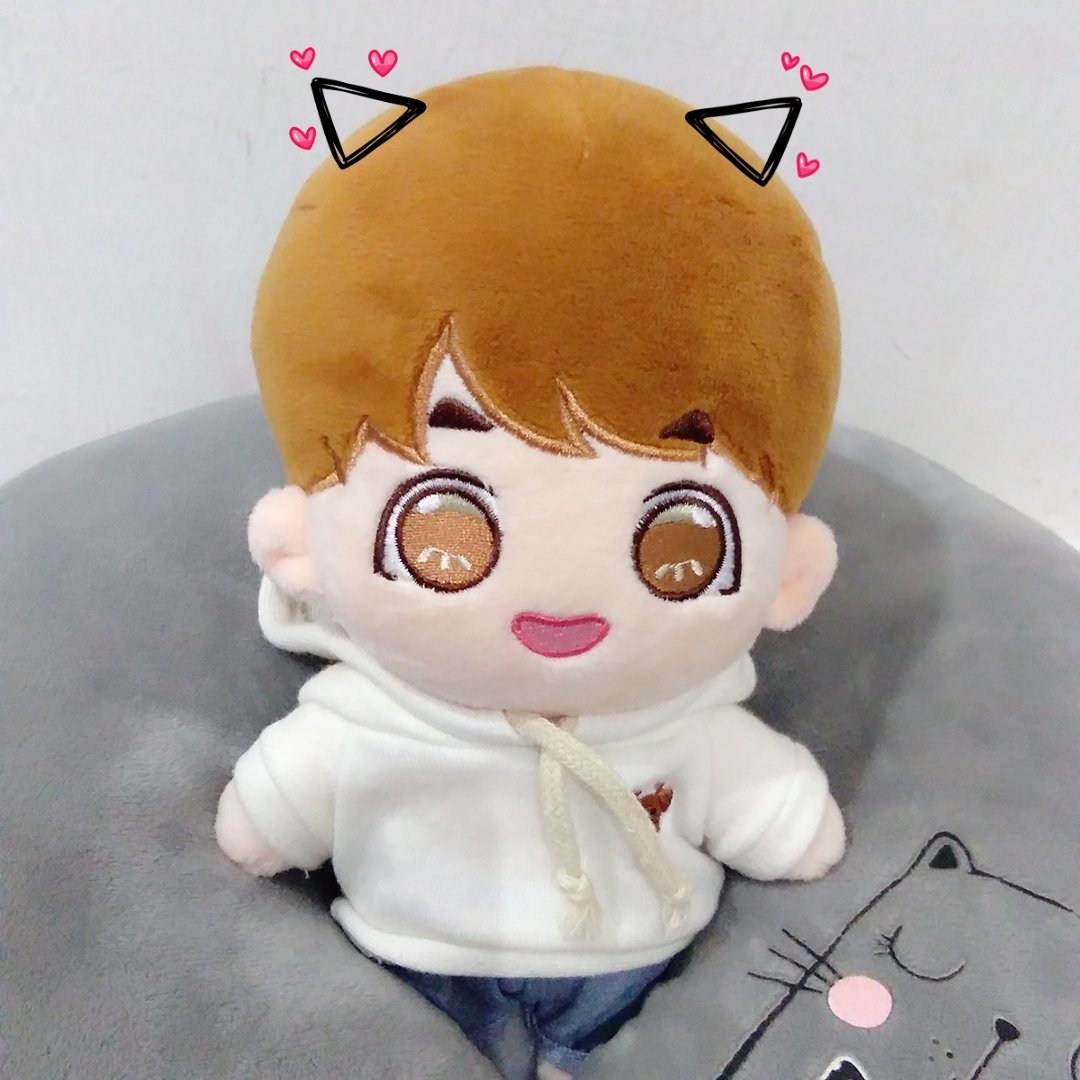 CosJin_'s tweet photo. CUTE OR SWAG？🤔
#btsdoll #btsdoll代購 #Jin #CosJin https://t.co/rsu6XAIUug