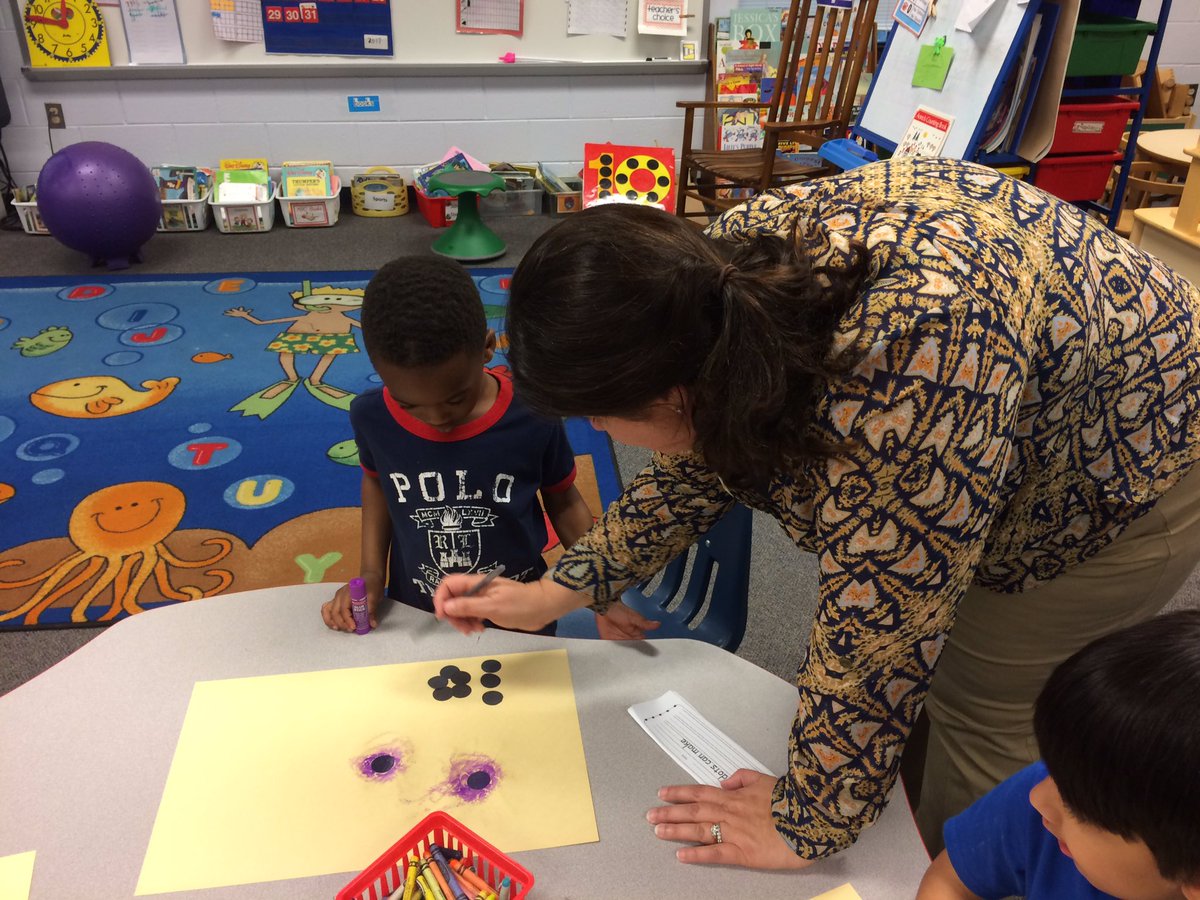 WestridgePRIDE's tweet photo. Mrs Mills- Lough leads a Kinder extension activity using Ten Black Dots by Donald Crews #PWCSGiftedEd https://t.co/0hXd6omSgo