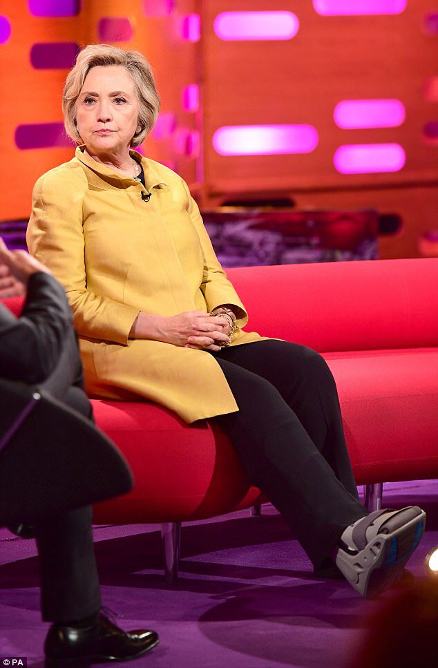 Hillary Clinton falls again, breaks toe