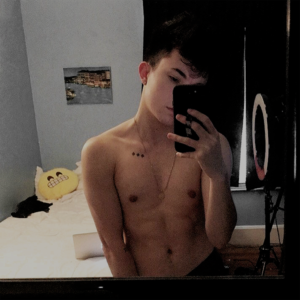 DUSTYUNSOLVED's tweet photo. you act hard but i know you're soft https://t.co/Ffpg70LiAb