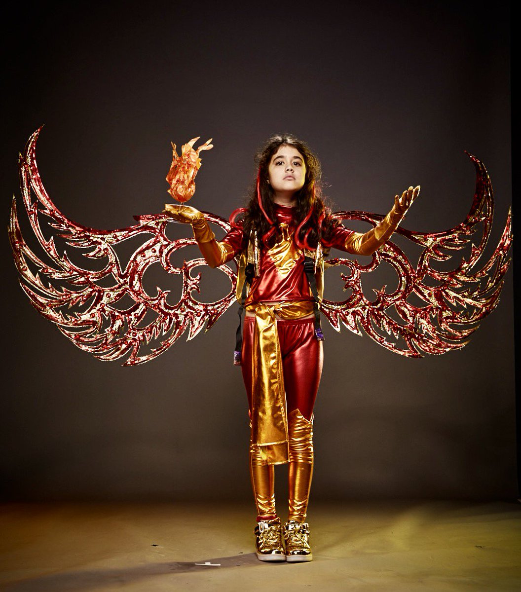 dgartside's tweet photo. @ColinDGray Huge thanks - Awesome photos of Dark Phoenix to be featured on @syfy @GailSimone @NY_Comic_Con #NYCC2017 #cosplay  #DarkPhoenix https://t.co/5SzFRurdSs