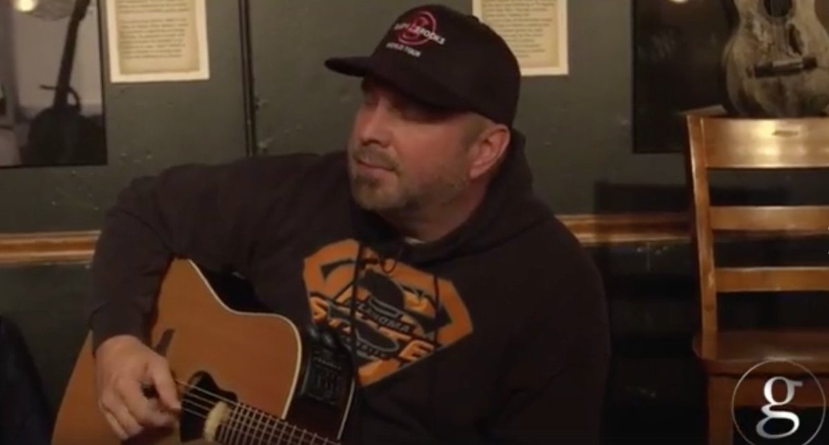 garthbrooks's tweet photo. My most intimate project yet #GarthAnthology love, g

Watch Garth LIVE @BluebirdCafeTN Video: https://t.co/qUc0B44DEI https://t.co/AxcSHvTzNh