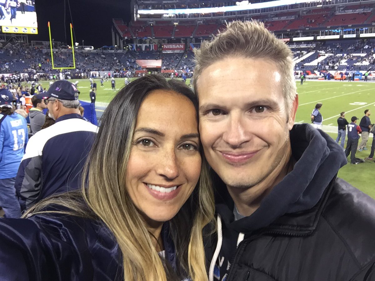 ajfabulous's tweet photo. MNF!! #TitanUp https://t.co/RakP64FtvT