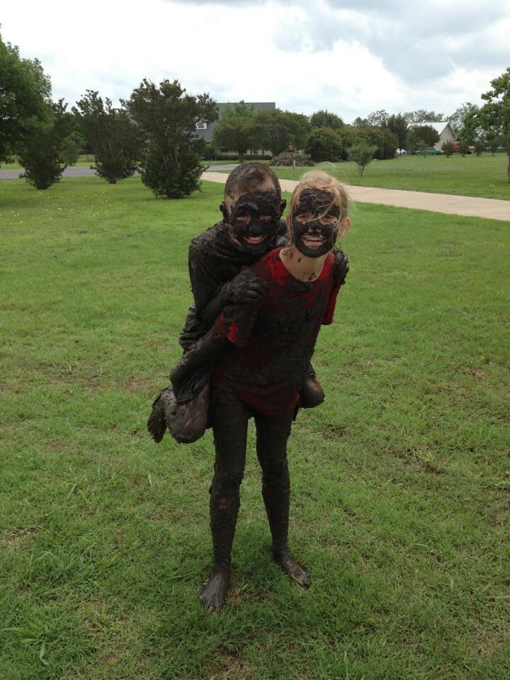 Sararouse22's tweet photo. Happy birthday to this dork!!! @samrouse77 thanks for being my twin for 16 years https://t.co/VuW4GRINPg