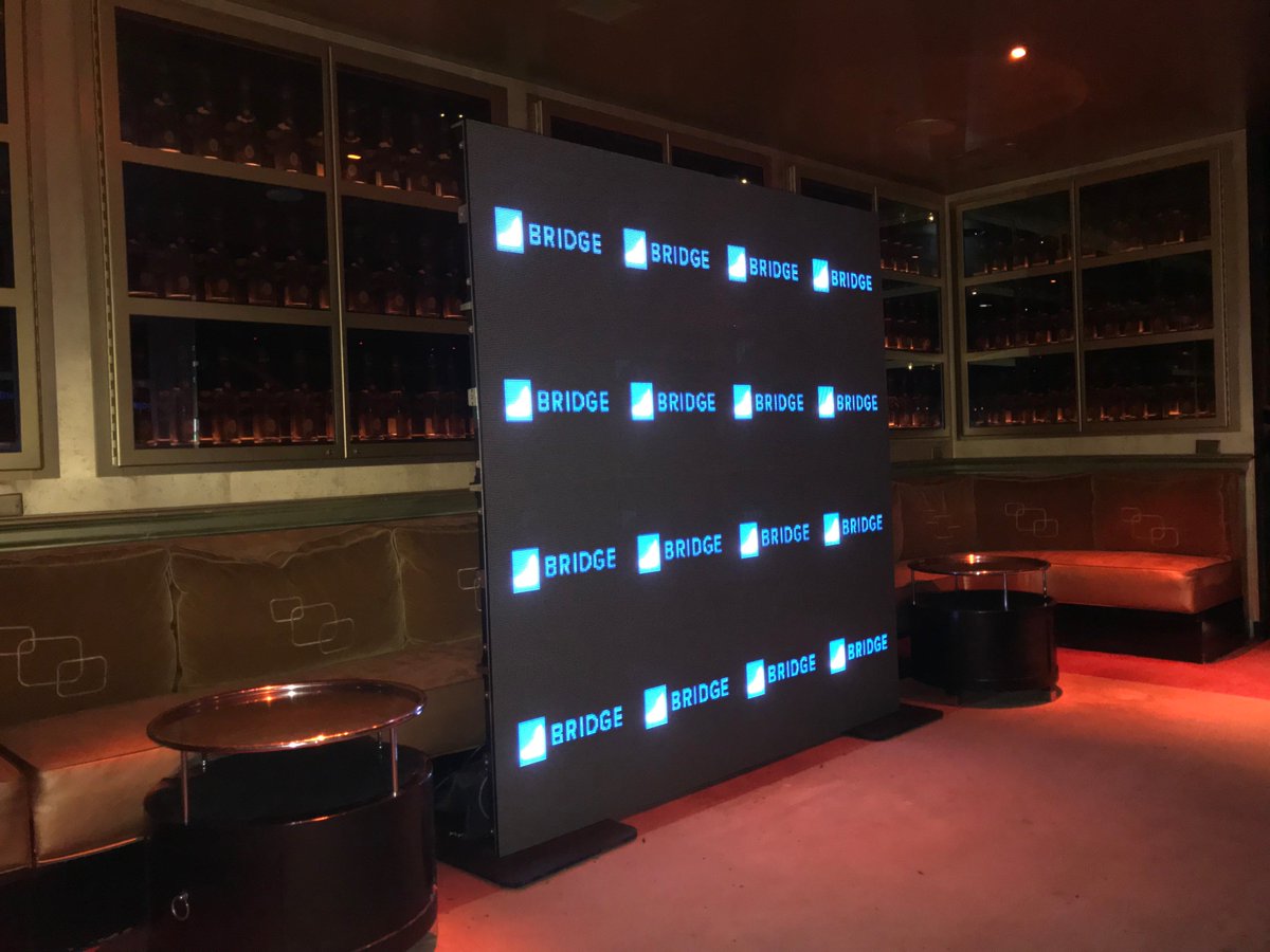 FinalSourceLV's tweet image. Why print if you can go green? Introducing our digital LED Step &amp;amp; Repeat. Thanks for trying it out @TheBankLV and @HakkasanLV!