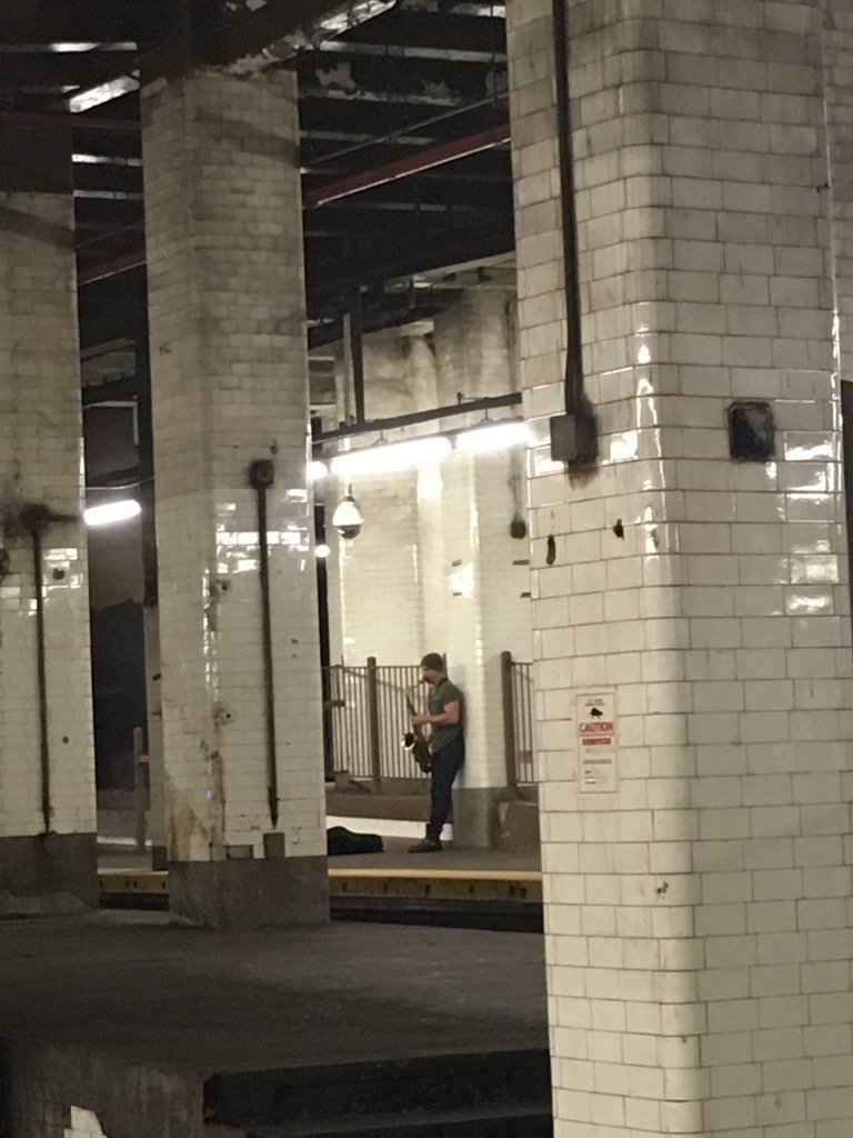 smerd's tweet photo. Double height ceilings and great acoustics at the Chambers street J station. #saxpractice #NYC #subway https://t.co/vC5wjhZoYI
