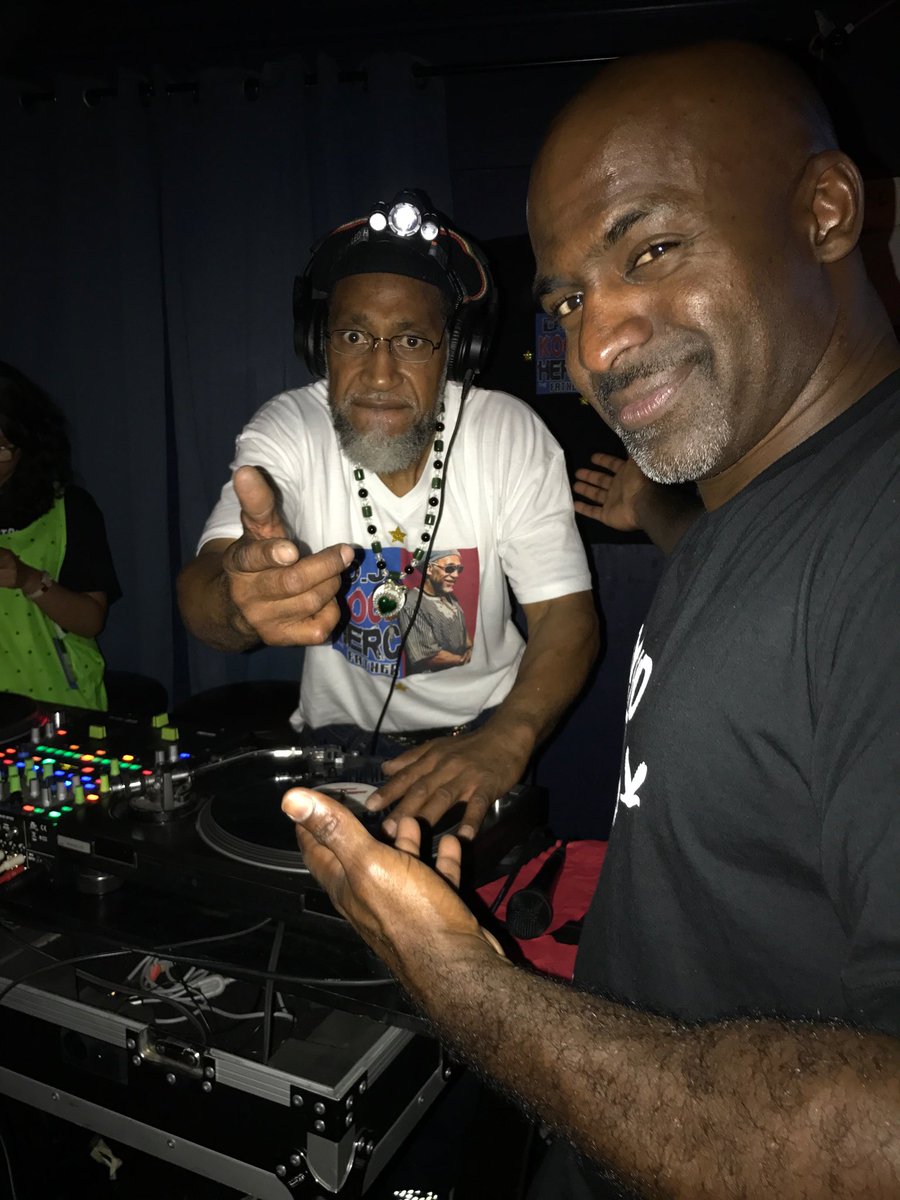bryonnbain's tweet photo. Rocking the Mic with Hip Hop Founder DJ Kool Herc this weekend at #BeyondtheBarsLA and #WhatItIz https://t.co/2Q0ZEpsJ4z