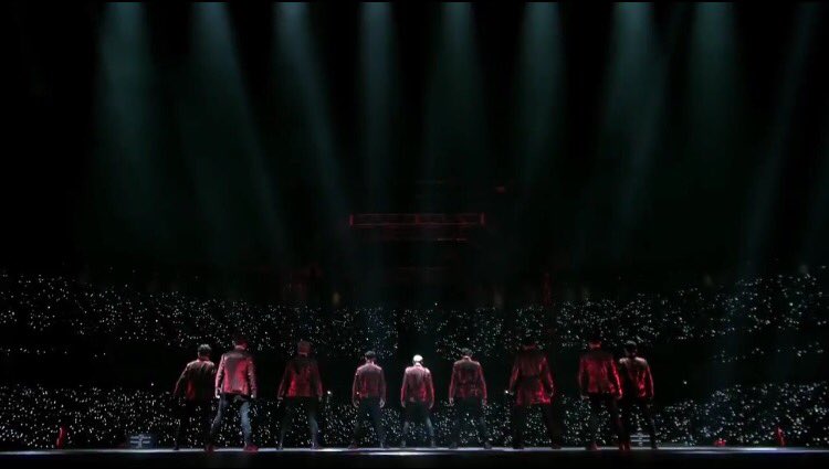 exoelleworld's tweet photo. Sometimes we have to lose smaller battles to win the bigger ones. Weve done great EXOLS! #Thanks_for_exol 

Be ready for the REAL WAR. 💪🏻🌻 https://t.co/WykX0XQrlB