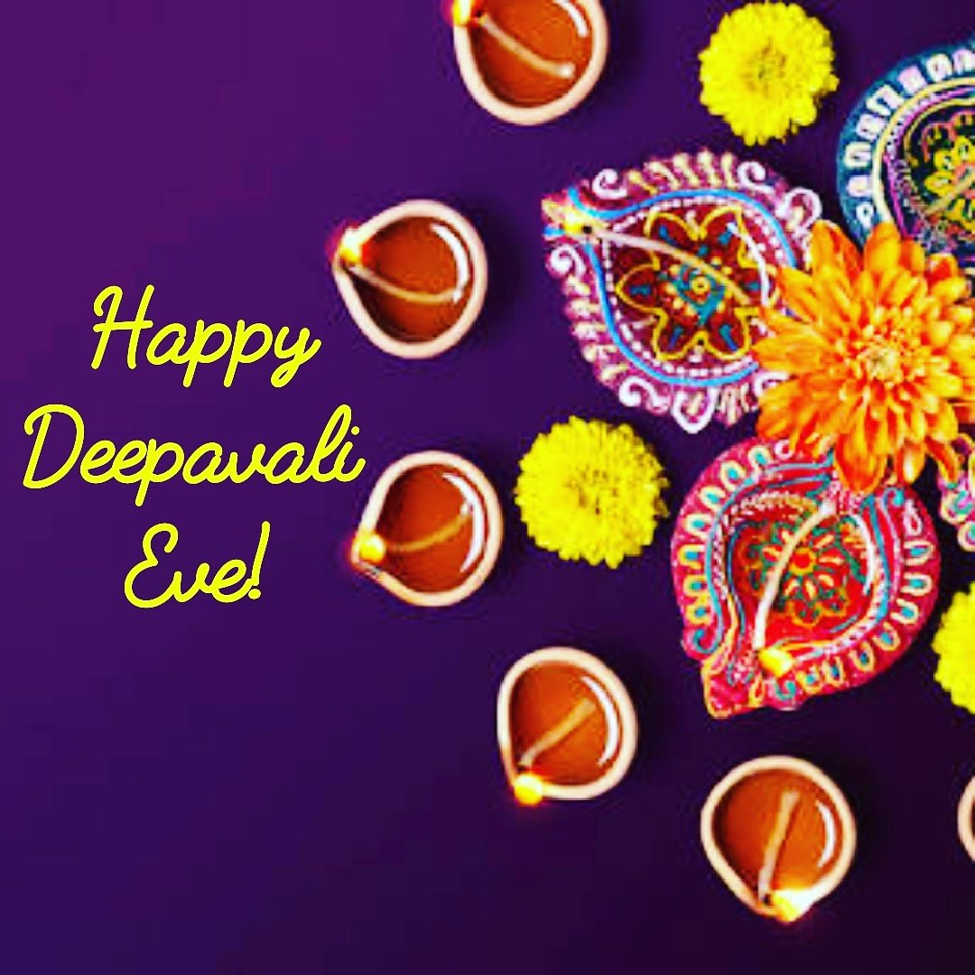 dheepahdas's tweet photo. Happy Deepavali Eve!
May all welcum dis festival wid positivity!
GB🙏
#deepavalieve #deepavali2017 #deepavalivanthiduchu #theharidas #Oct18 https://t.co/FDB2if65GB