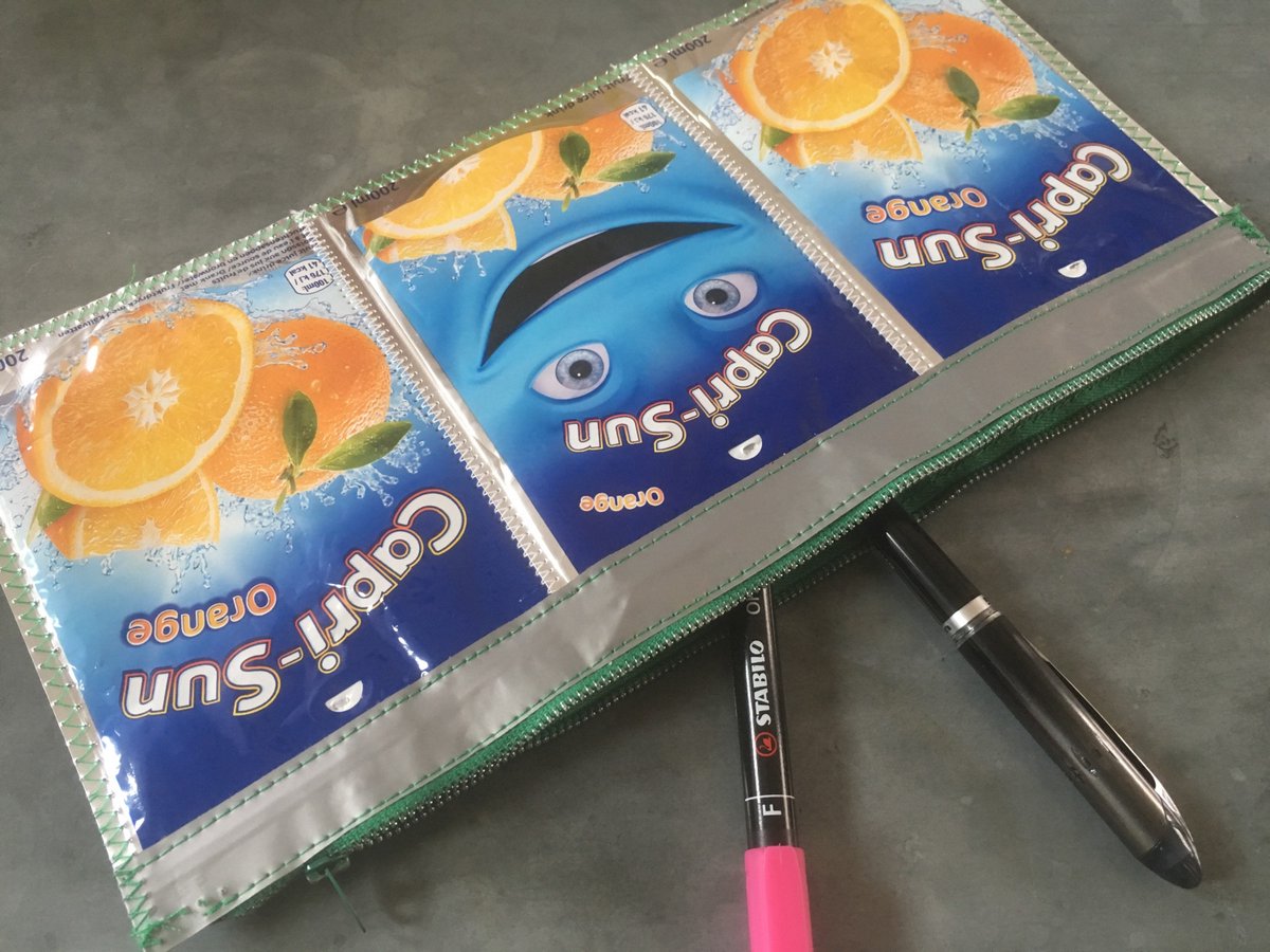 ShabbySheUK's tweet photo. Funny face pencilcase, Felt tip pen pouch, Capri Sun case, F… https://t.co/0qibEVJiTa #etsychaching #UpcycledPenCase https://t.co/YntBbWRDBW