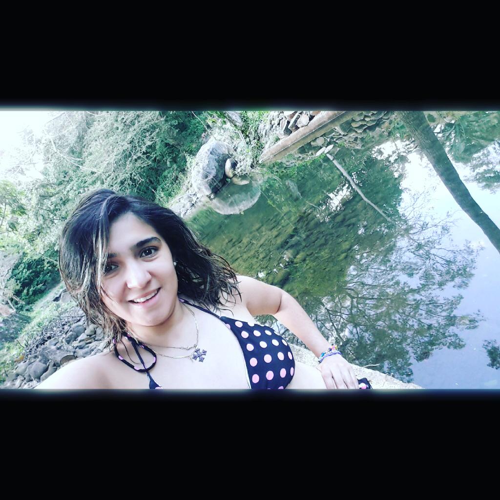 keniablue's tweet photo. 😊😊😊 #homeriver #trip #frends #tcnr https://t.co/3evdj3LDMd