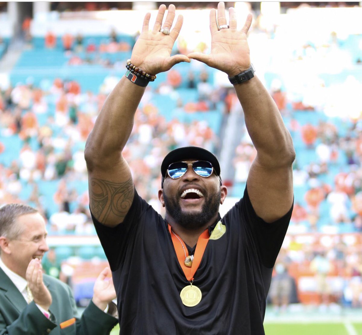 raylewis's tweet photo. football is family #TheU https://t.co/DIQHybVjMN
