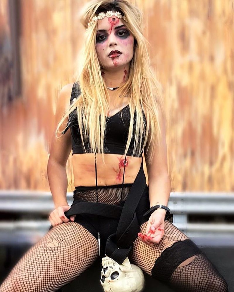 DWrestlinLegacy's tweet photo. Holy Smokes 😍😍😍. GN Guys https://t.co/FmgldWaRnz https://t.co/CwCMa576Mi