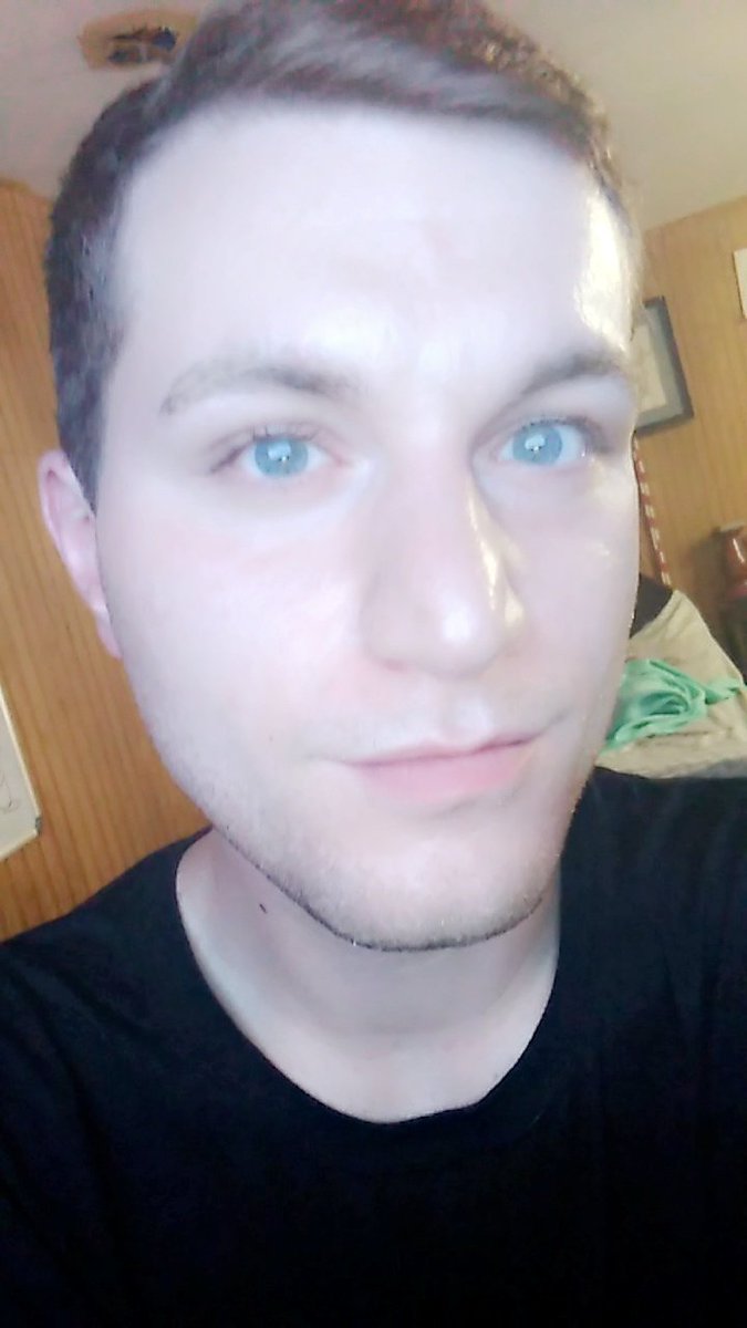 FinDomEvan1's tweet photo. #paypigs #Dm #NationalBossDay https://t.co/YXRLgkcoSn
