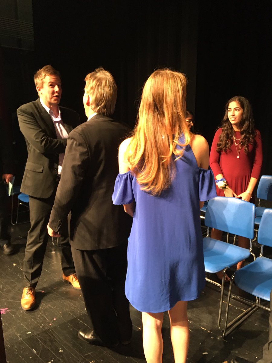 DebBakerCSHS's tweet image. Mu Alpha Theta induction just wrapped up. Featuring 2010 alum Tim Lalla. The power of story.