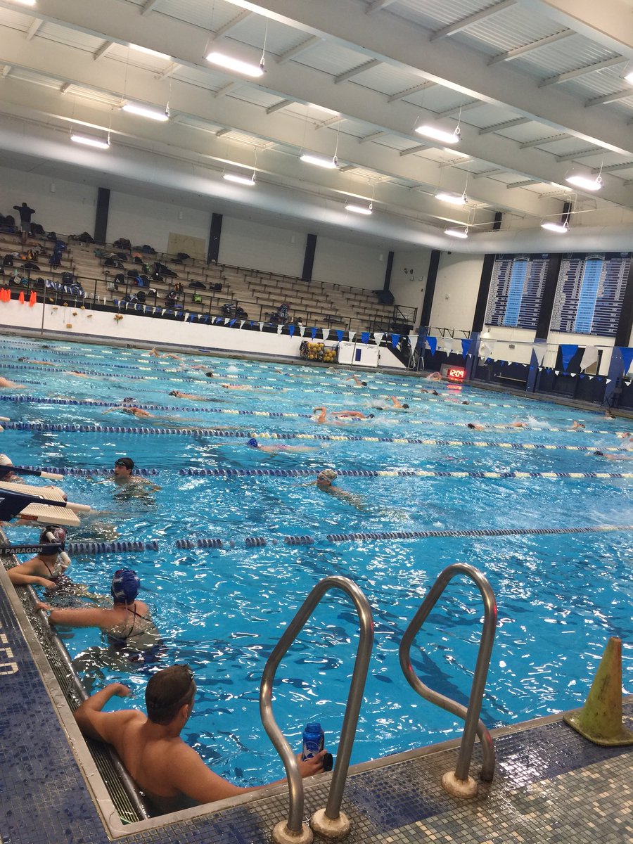 Full Pool!! Back from Fall Break and gearing up for our first meet of the season this weekend at University of Maryland! #GoCats
