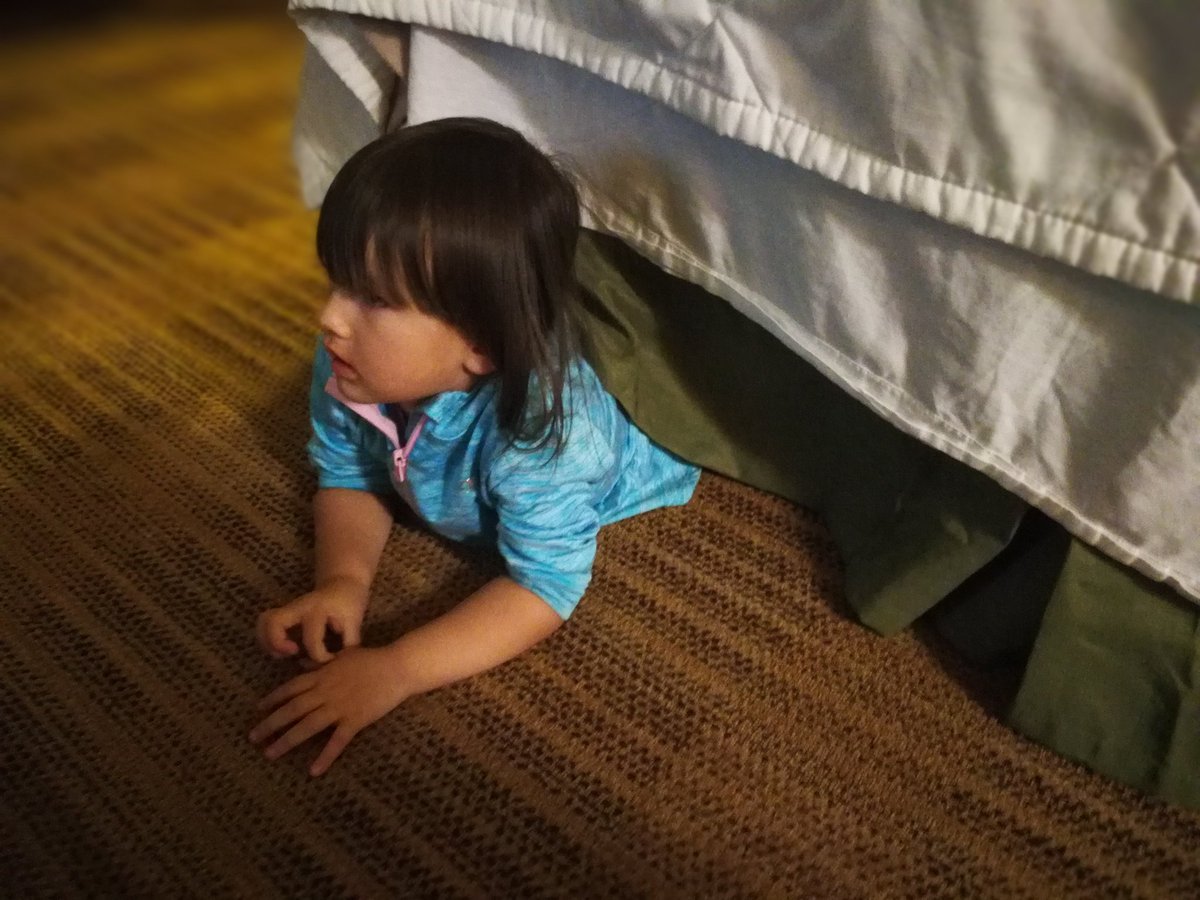 DaoistWay's tweet photo. This is how Selina watches tv. #ToddlerLife https://t.co/uASlNb5ryN