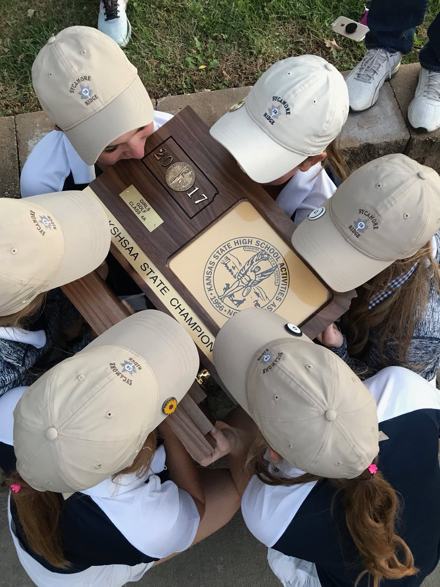 HaydenGolf's tweet photo. STATE CHAMPS!!Congrats to the golf team for winning state!! Caroline  -1st, @Katye_Jo_- 7th, Sammy -9th, Maeve -16th &amp; Sarah -17th!!#grind 💙 https://t.co/yO57Tf374F