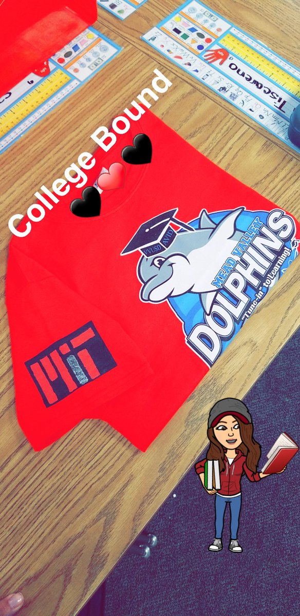 BarronMomOf4's tweet photo. Mead Valley Elementary students are college bound! ✏📚👨🎓👩🎓#ridingthewavetocollege #2ndgradesuperstars #MITstyle ❤🖤❤ https://t.co/fqhDE47Nev