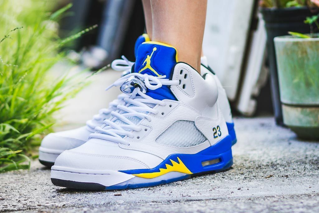 TonyDiamondsTDC's tweet photo. #AirJordan5 #Laney5 #OnFeet #SneakerReview & Where To Buy: https://t.co/KoMCiMHSwY https://t.co/cVptJb83e7