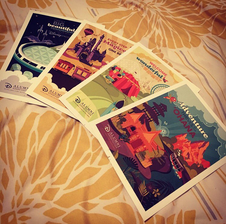 SamNag's tweet photo. Look at this stuff, isn't it neat? Wouldn't you think my collections complete? #disneyalumniassociation  @DisneyInterns @Disney https://t.co/xu6alw68NE