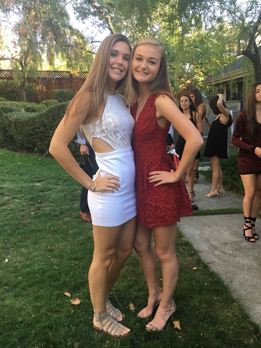 _allykelly_'s tweet photo. missin u the most rn 😕❤️ https://t.co/QzxxLIgu8i