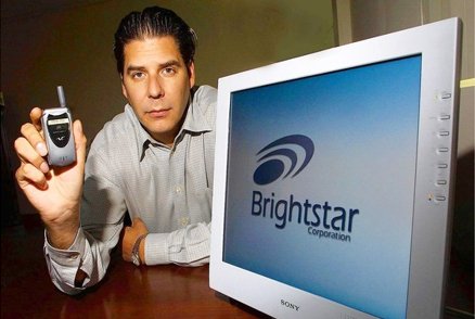 marceloclaure's tweet photo. 1/3 20yrs ago, my life changed forever when Allan Mota, Sergio Martinez (RIP), Dave Peterson &amp; I founded a little company called @Brightstar https://t.co/EhN1cqeVTP