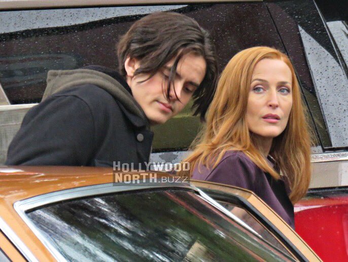 DO NOT TELL ME THIS THING IS WILLIAM BECAUSE HELLO???!!! WHAT THE FUCK?!
HE IS UGLY 😭😭 HIS PARENTS ARE GORGEOUS SO I'M NOT GONNA ACCEPT THIS SHIT!!!
#GillianAnderson
#DanaScully #WilliamMulder
#TheXFiles season 11