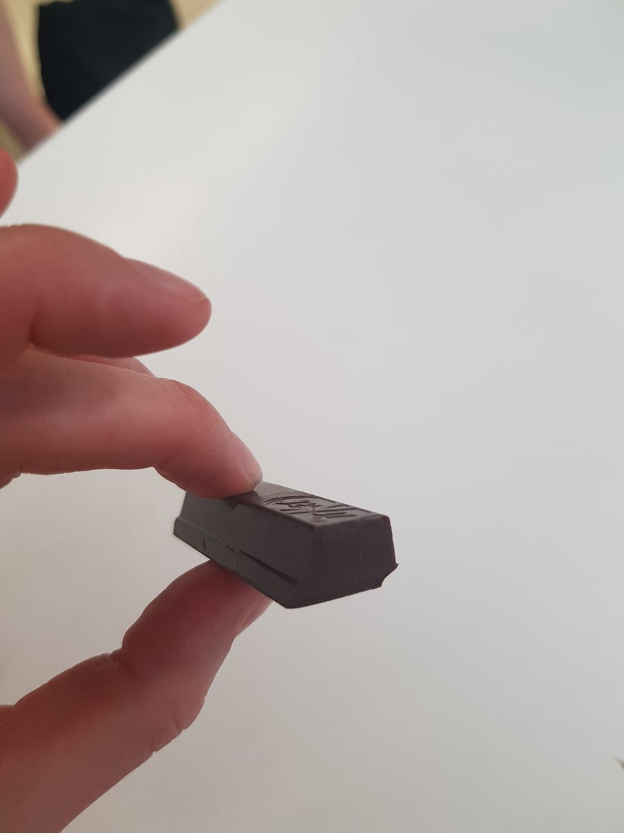 amelia_lugg's tweet photo. When there's no kit to your kat. @Nestle #kitkat #nestle #nowafer https://t.co/SjhR9ICdKV