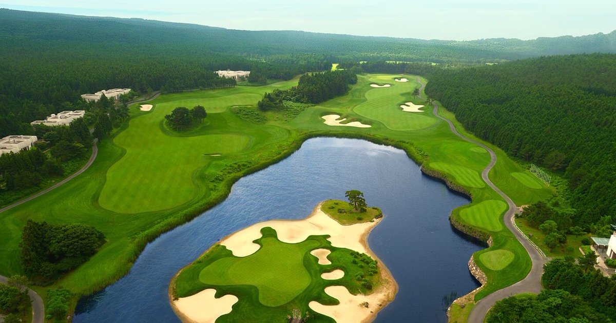 PGATOUR's tweet photo. The views this week are 😍😍😍 https://t.co/F5MVl1hbFR
