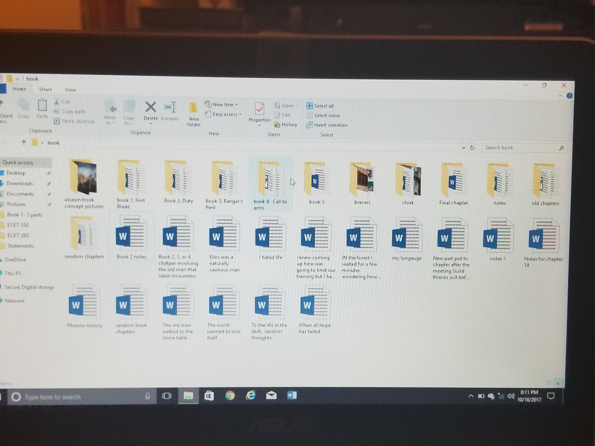 Danthewritter's tweet photo. When organizing you book becomes 5 books. Why!? #imagination #runamuk #novel #writing #imdoomed https://t.co/9e81KRpm6r