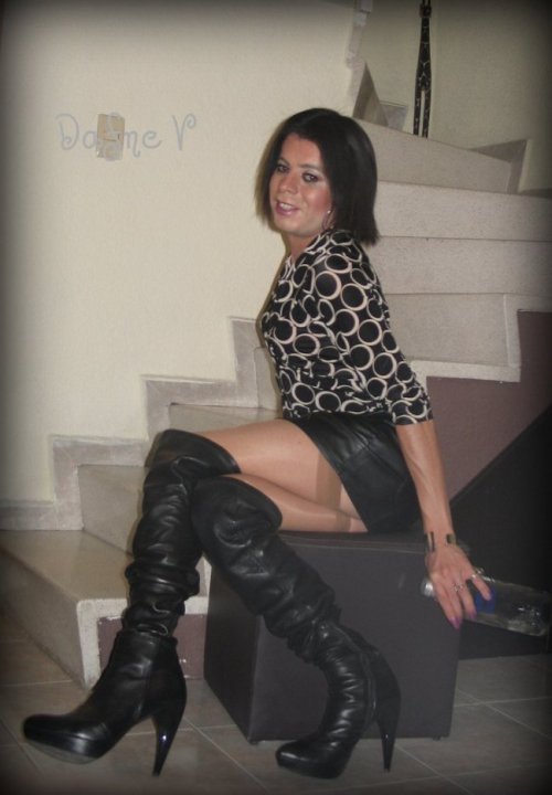 BootsLover66 (18+) tweet media