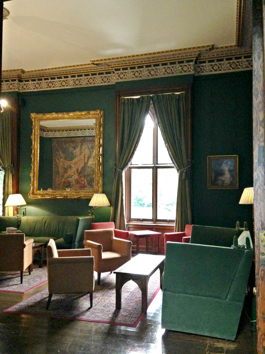 FigOffices's tweet photo. The fantastic #CWMasterclass by @armadillosocial was hosted in the most beautiful @BrownsoverHall Hotel! #rugby #hotel @cwchamber https://t.co/O63UejqZWY