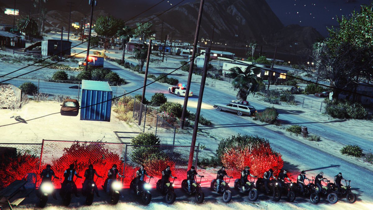 DeathProofMCGTA's tweet photo. There's a rumble in this sleepy, sandy town. ⚡️💀⚡️ #GTAV #GTAOnline #GTAPhotographers #RockstarGames #Snapmatic https://t.co/bhUIS2kNB1