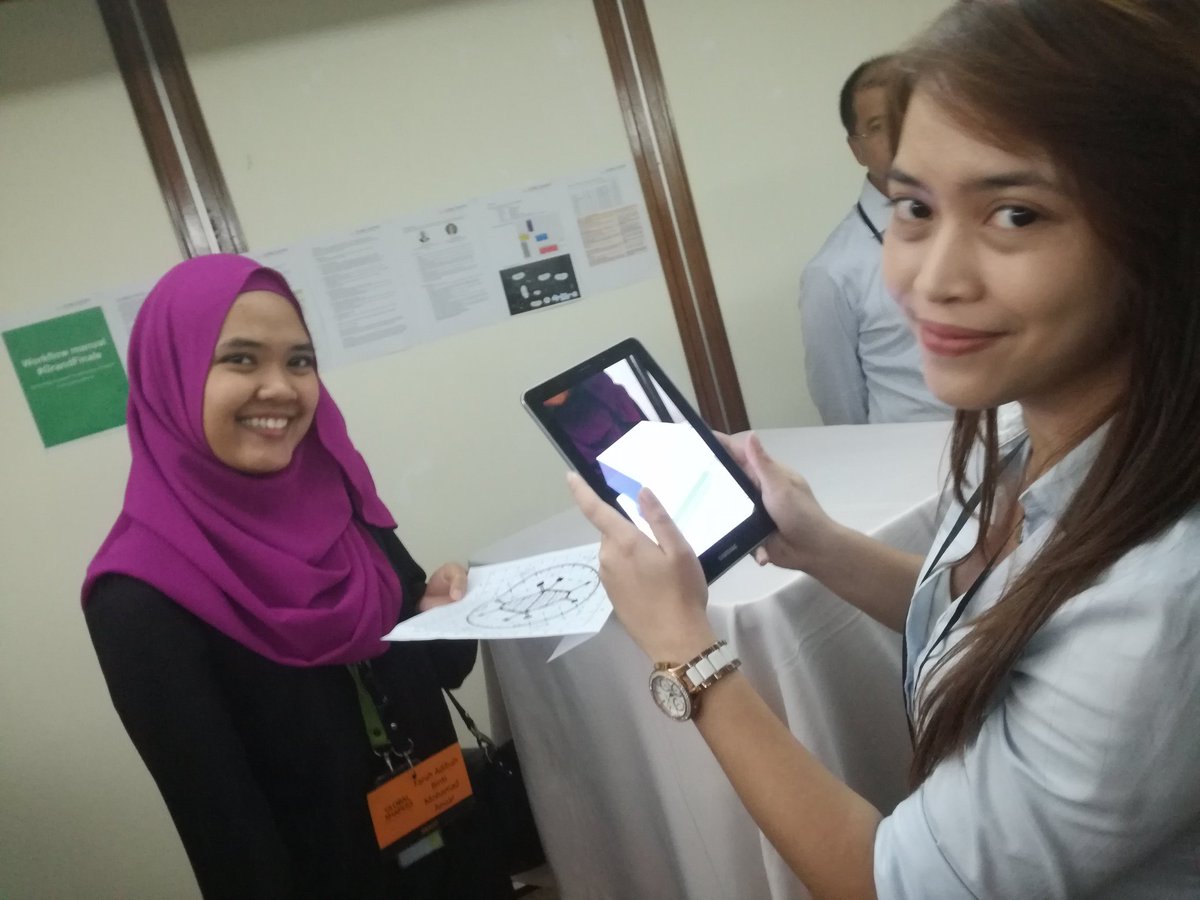 lisasonenfield's tweet photo. Augmented reality at global shapers grand finale in Malaysia, feeling inspired #ForwardDigital #ARCADISGS https://t.co/JE0zH0J9zg