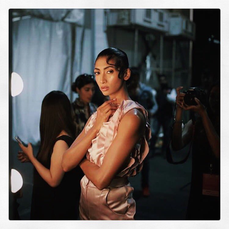 AmrikaLondon's tweet photo. The look you give someone when they tell you it's only Tuesday 😕 @archanaraolabel stunning design 💖 call us on 02086168360 for appointments https://t.co/7K4HqvQmAz