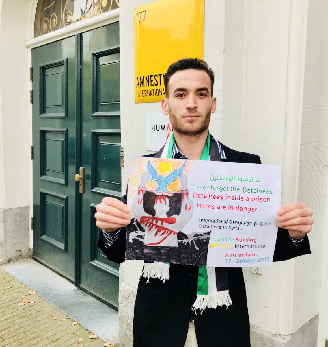 MorhfBakour's tweet photo. Solidarity with #FreeSyrian #LongLiveTheRevoltOfDetainees
#StandWithSyriasDetaineesAndDisappeared #BreakTheSilence https://t.co/Nhuu21mMlb