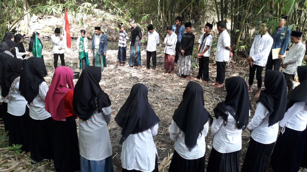 Di sini, IPNU IPPNU <a href="/KecBlimbingsari/">kec_blimbingsari</a> kami ber-PROSES <a href="/pcipnu_bwi/">Pelajar NU Banyuwangi</a> @pelajar_ipnu <a href="/ppippnu/">Pimpinan Pusat IPPNU</a> #PelajarKeren @ipnujatim <a href="/pwippnujatim/">PW IPPNU JAWA TIMUR</a> <a href="/dispora_bwi/">Dispora Banyuwangi</a>