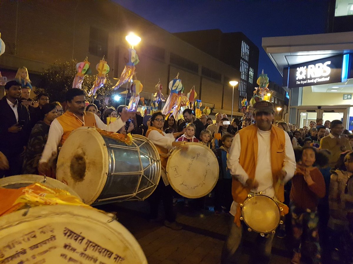 Dholbeatsuk's tweet photo. Diwali in Woking. Lovely people, great celebration. https://t.co/b8Y2mcDgoy