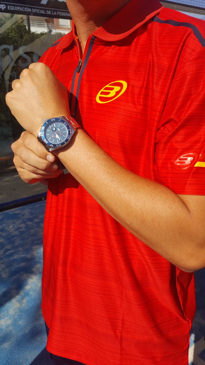 La Selección Española de #padel del #mundial2016 ya disfruta de su reloj oficial de la <a href="/padelfederacion/">Federación Española de Pádel</a> <a href="/RSRoslainSport/">RS Roslain Sport</a>.