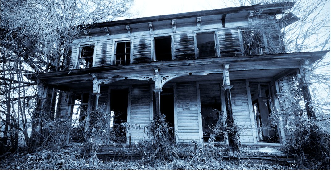DailyHiveVan's tweet photo. 7 haunted houses in #Vancouver that will terrorize you this Halloween💀 https://t.co/SI3vIOwUd2 https://t.co/ZRRxOixx9T