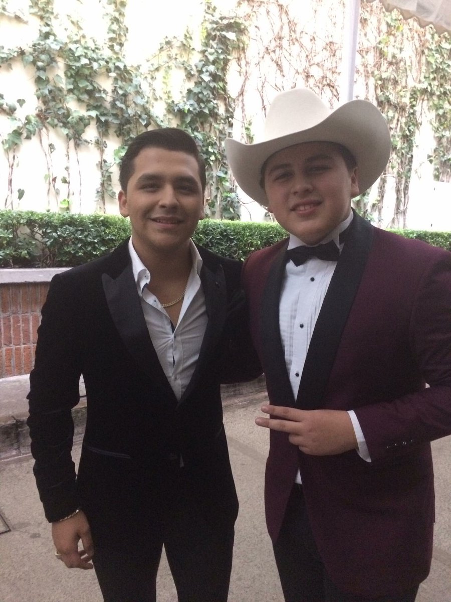 Espero verlo pronto compa <a href="/_christiannodal/">Christian Nodal</a>.  <a href="/TvBandamax/">Bandamax</a>